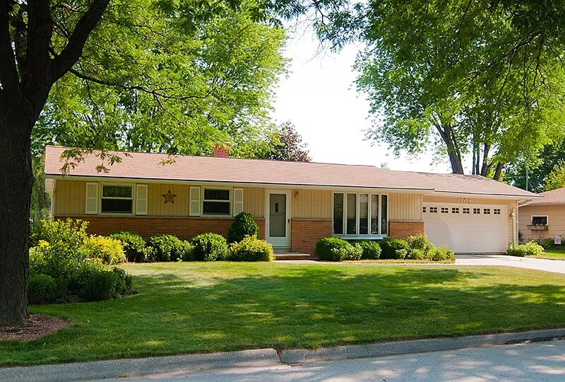 Primary Photo - 1508 Apache Avenue