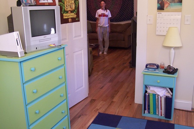 solid oak wood floors throughout - 1533 Highland Ave