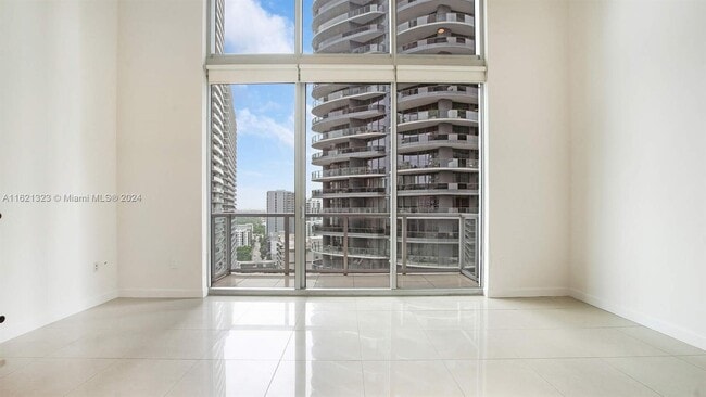 Building Photo - 1050 Brickell Ave