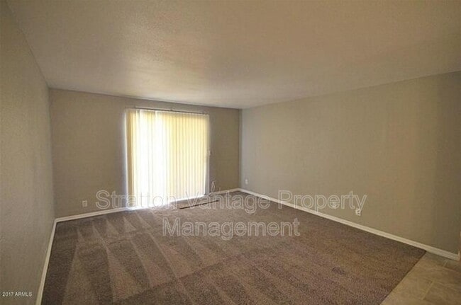Building Photo - 810 E Colter St