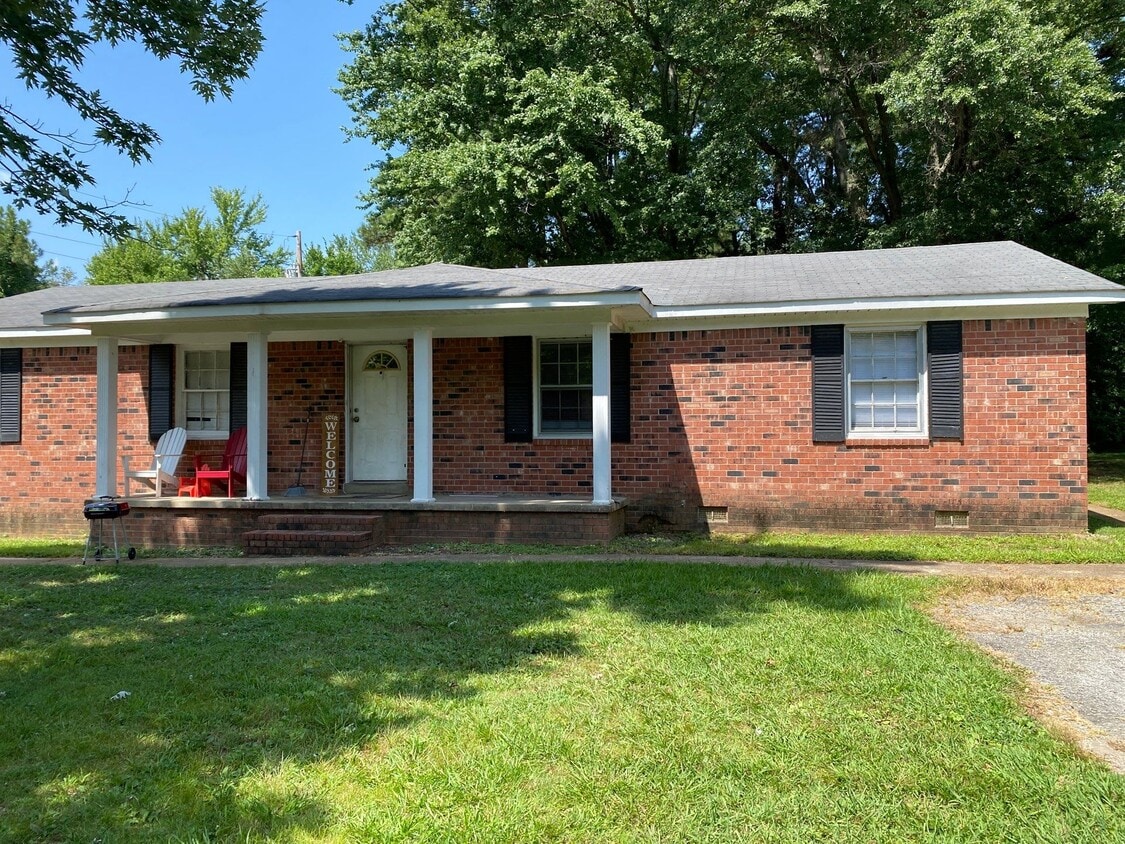 Primary Photo - 749 Rushmeade Rd