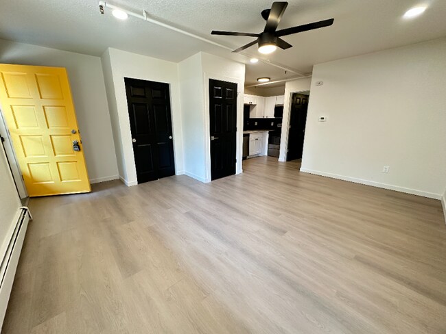Foto del edificio - 1216 Maple St