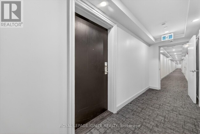 Building Photo - 50 Lakebreeze Dr