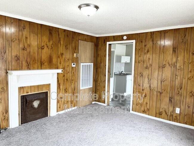 Foto del edificio - 3335 33rd Pl N