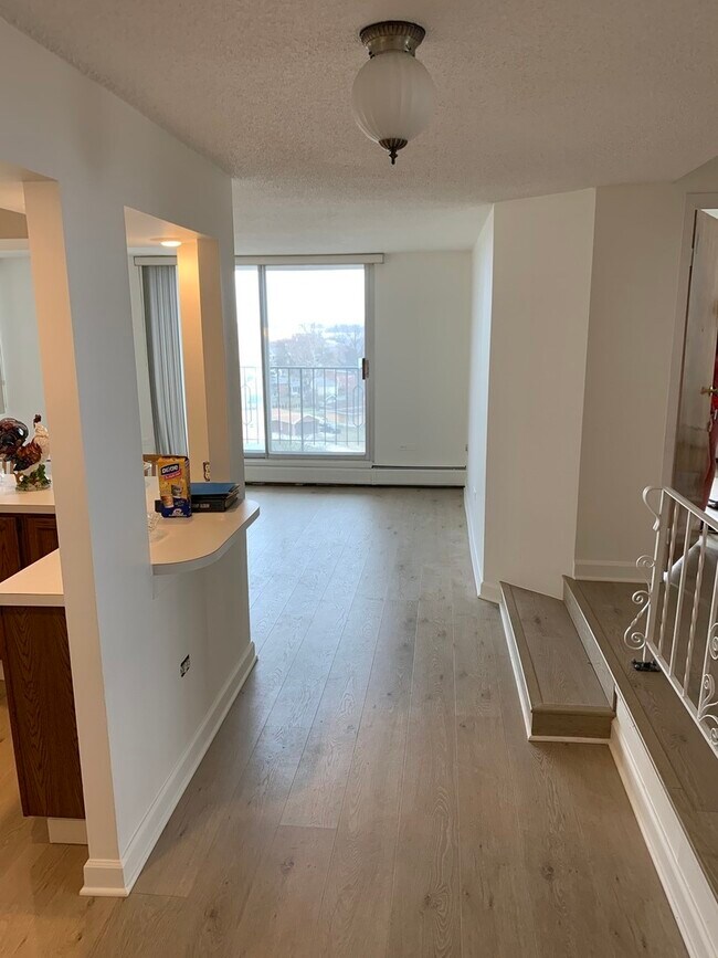 8809 Golf Rd Unit 8A, Niles, IL 60714 Condo for Rent in Niles, IL