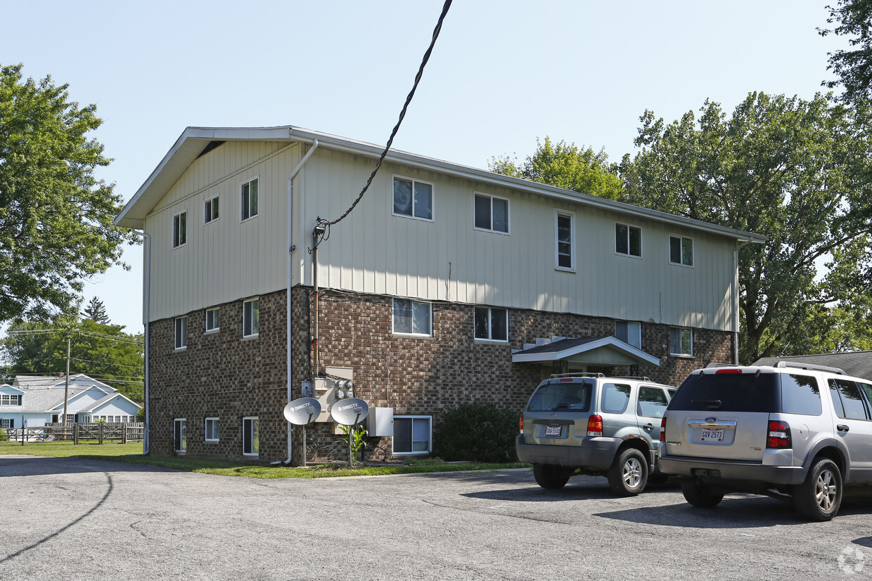 Building Photo - 11015 Otsego St