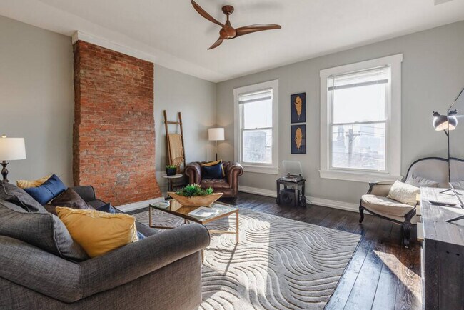 Foto del edificio - 1614 Mansfield St