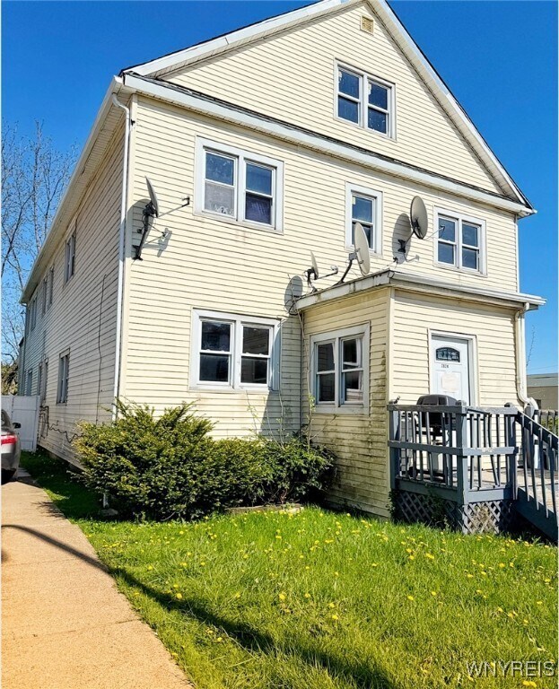 Foto principal - 2824 South Park Ave