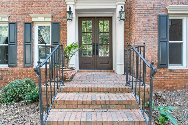 Foto del edificio - 2637 Forest Meadow Ln