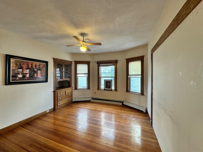 Building Photo - 29 Frederick Ave
