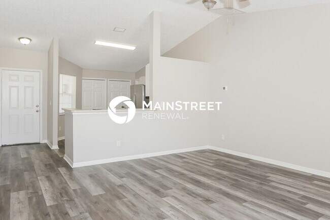 Foto del edificio - 3 Bedroom Pet-Friendly Home in MELBOURNE, FL with Main Street Renewal