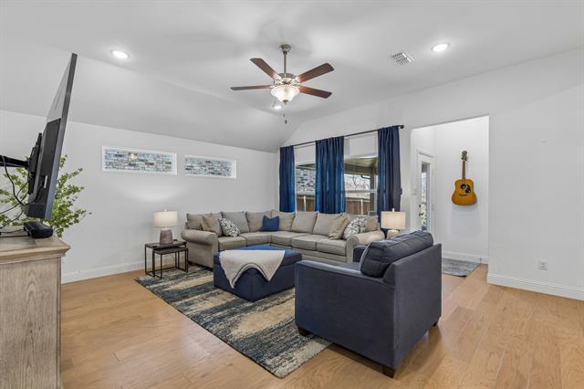 Foto del edificio - 685 Coleman St