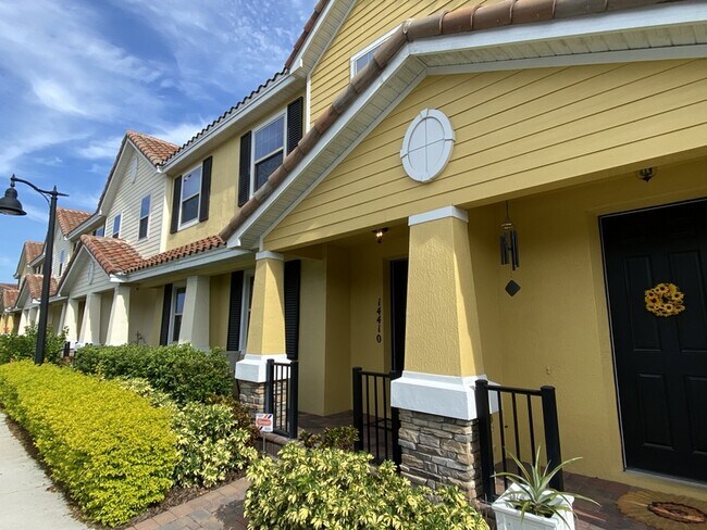Foto del edificio - 14410 Swanley St