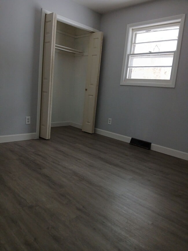 Foto del edificio - 1017 Irving Ave