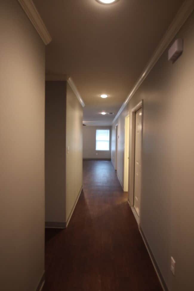 Building Photo - 2538-2538 Westminster Dr
