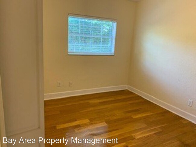 Building Photo - 209 S New Jersey Ave