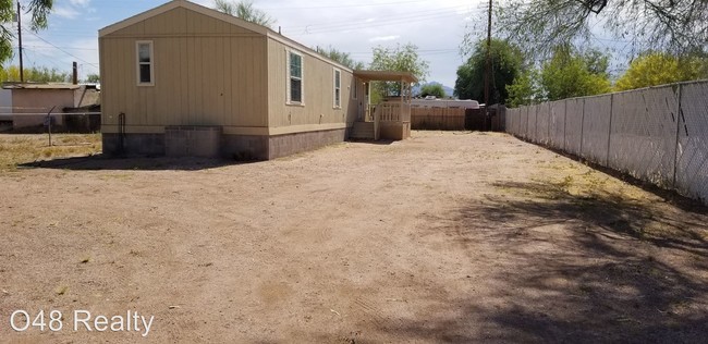 Building Photo - 2 br, 2 bath House - 1185 S Warner Dr 206