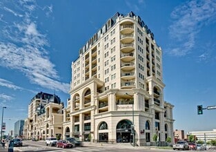 Building Photo - 925 Lincoln St