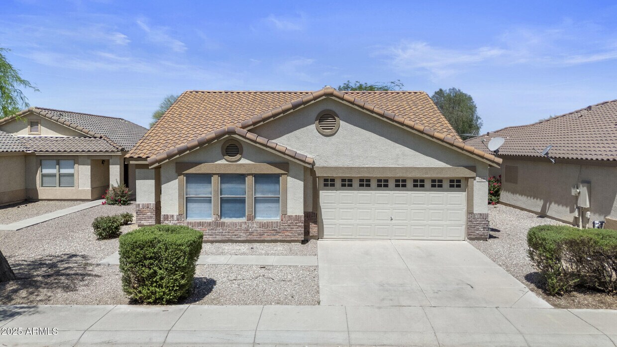 Foto principal - 589 W Jardin Loop