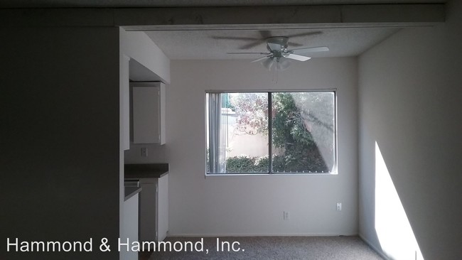 Building Photo - 4331 Ventura Canyon Ave
