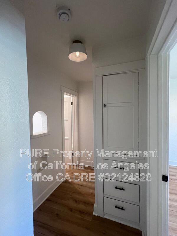 Foto del edificio - 627 W 23rd St