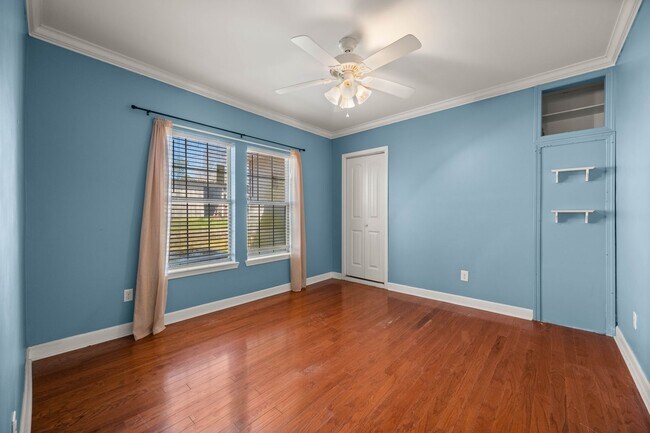 Foto del edificio - 407 E Shamrock Ave