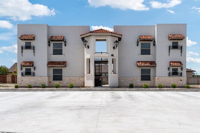 Building Photo - 137 Rio Seco Dr