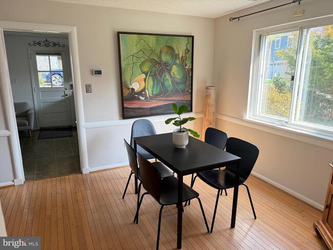 Foto del edificio - 2101 N Nottingham St