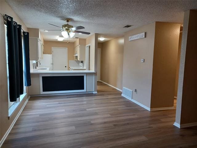 Building Photo - 2401 Monte Carlo Dr
