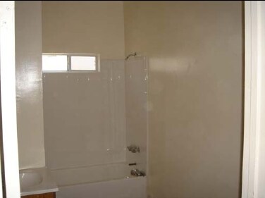 Bathroom - 1306-1310 Linwood Ave