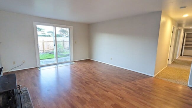 Foto del edificio - Quiet 4/2 in the Arcata Bottoms