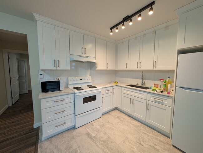 Building Photo - 2346 Dawes Hill Rd