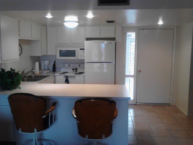 Building Photo - 16807 E Gunsight Dr