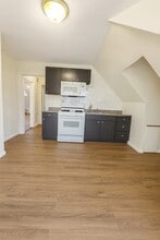 Building Photo - 38 Waumbeck St