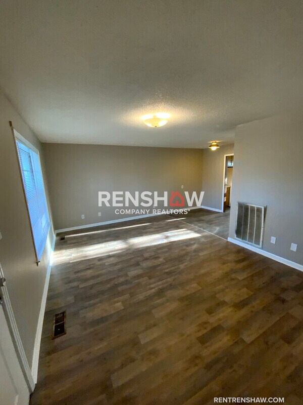 Foto del edificio - 1020 Merriman Ave
