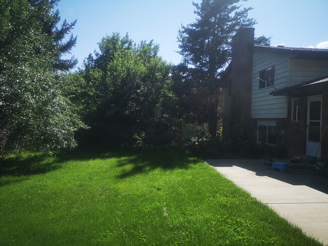 Building Photo - 1308 S Bowen St