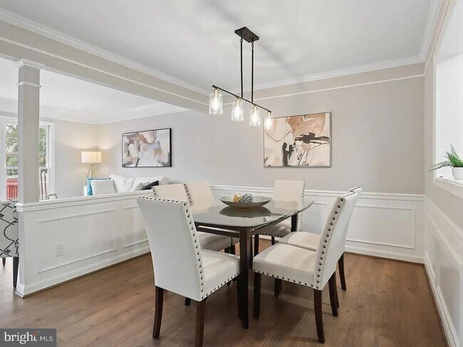 Foto del edificio - 43485 Plantation Terrace