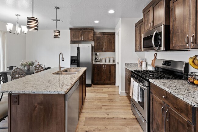 Foto del edificio - 5862 S Challenger Way