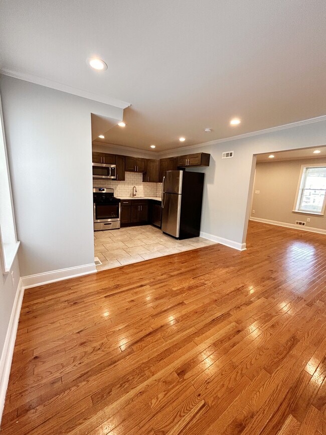 Building Photo - 6303 Ogontz Ave