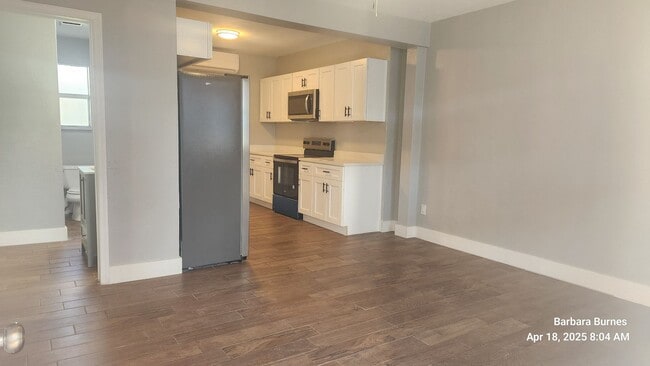 Building Photo - 126 Gardiner Ct