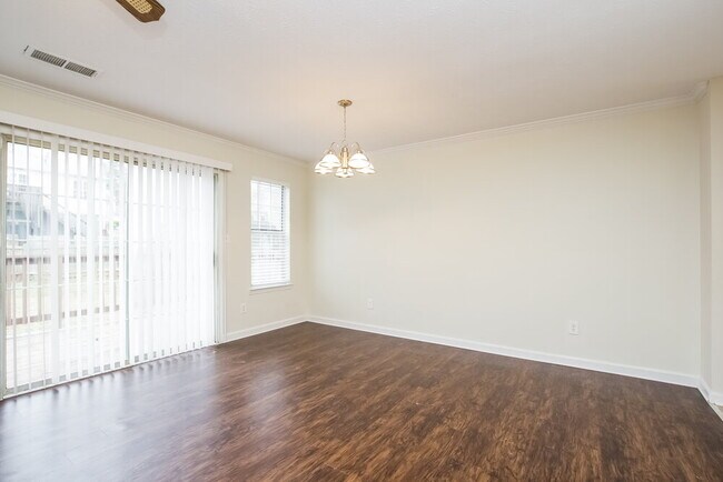 Building Photo - 1480 Devon Mill Way