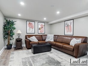 Building Photo - 65 Fairfield Ave