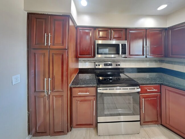 Foto del edificio - 902 Sunshine Way SW