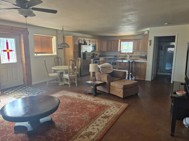 Foto del edificio - 614 S Canyon Rd