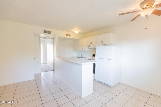 Foto del edificio - 1722 E Ocotillo Rd