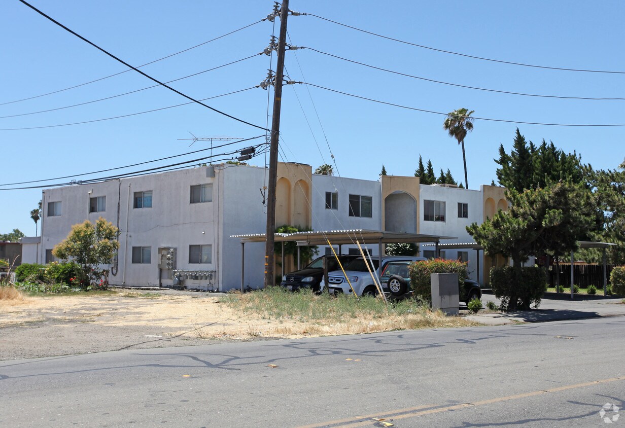 4401 Manchester Ave, Stockton, CA 95207 Apartments in Stockton, CA