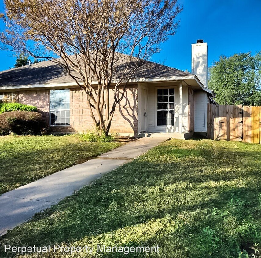 3 br, 2 bath House 5319 Northridge Boule... House Rental in North