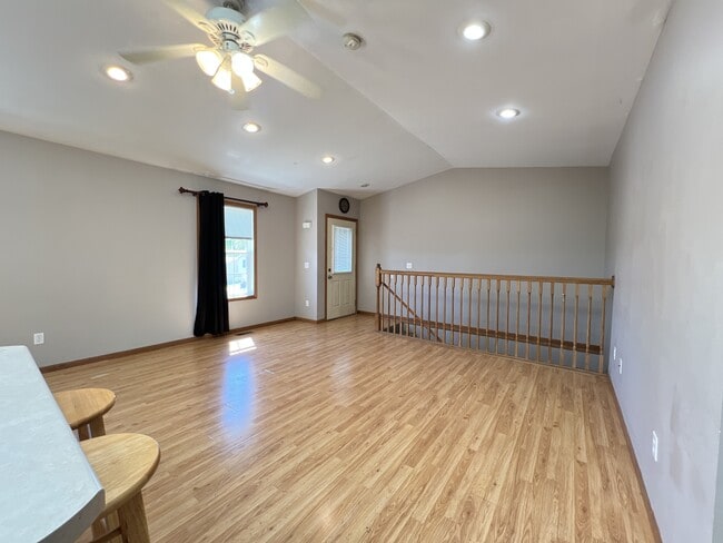 Building Photo - 3001 Stellar Eagle Dr