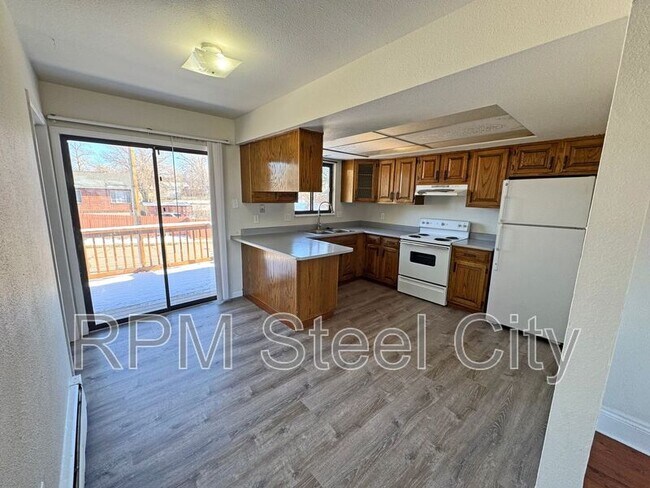 Foto del edificio - 924 E 5th St