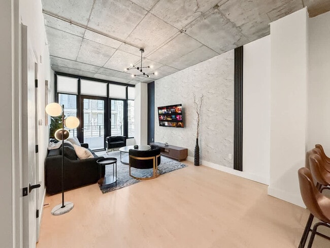 Building Photo - 1247 N 2nd St